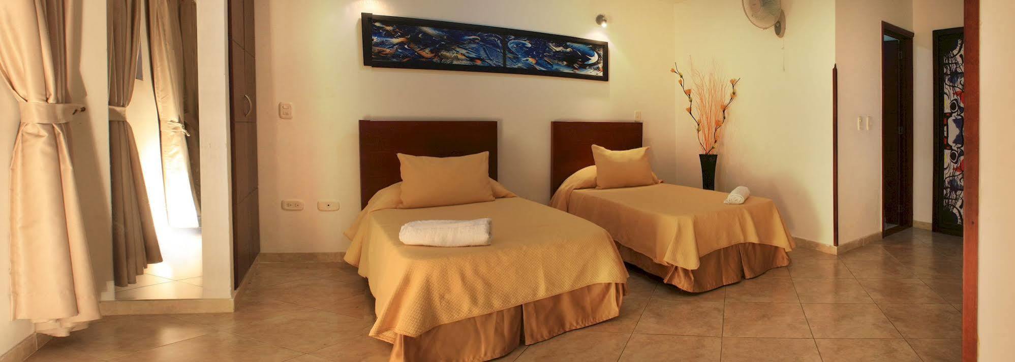 Alessio Hotel 3*